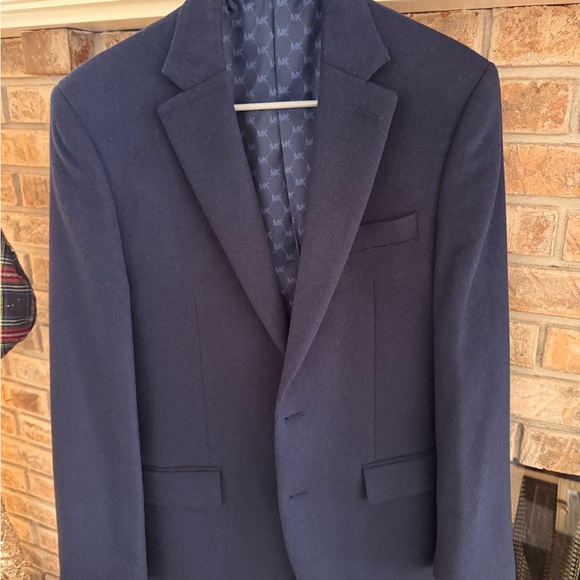 Michael Kors Men’s Wool Cashmere Blend Luxury Classic-Fit Sport Coat